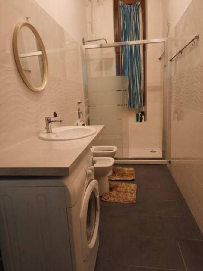 Nice And Quiet Accommodation In The City Center Milán Exterior foto