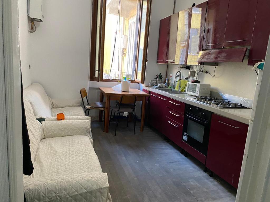 Nice And Quiet Accommodation In The City Center Milán Exterior foto
